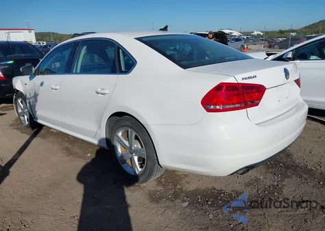 2015 Volkswagen Passat 1.8T Limited Edition from USA, damaged, VIN 1VWAS7A30FC100362